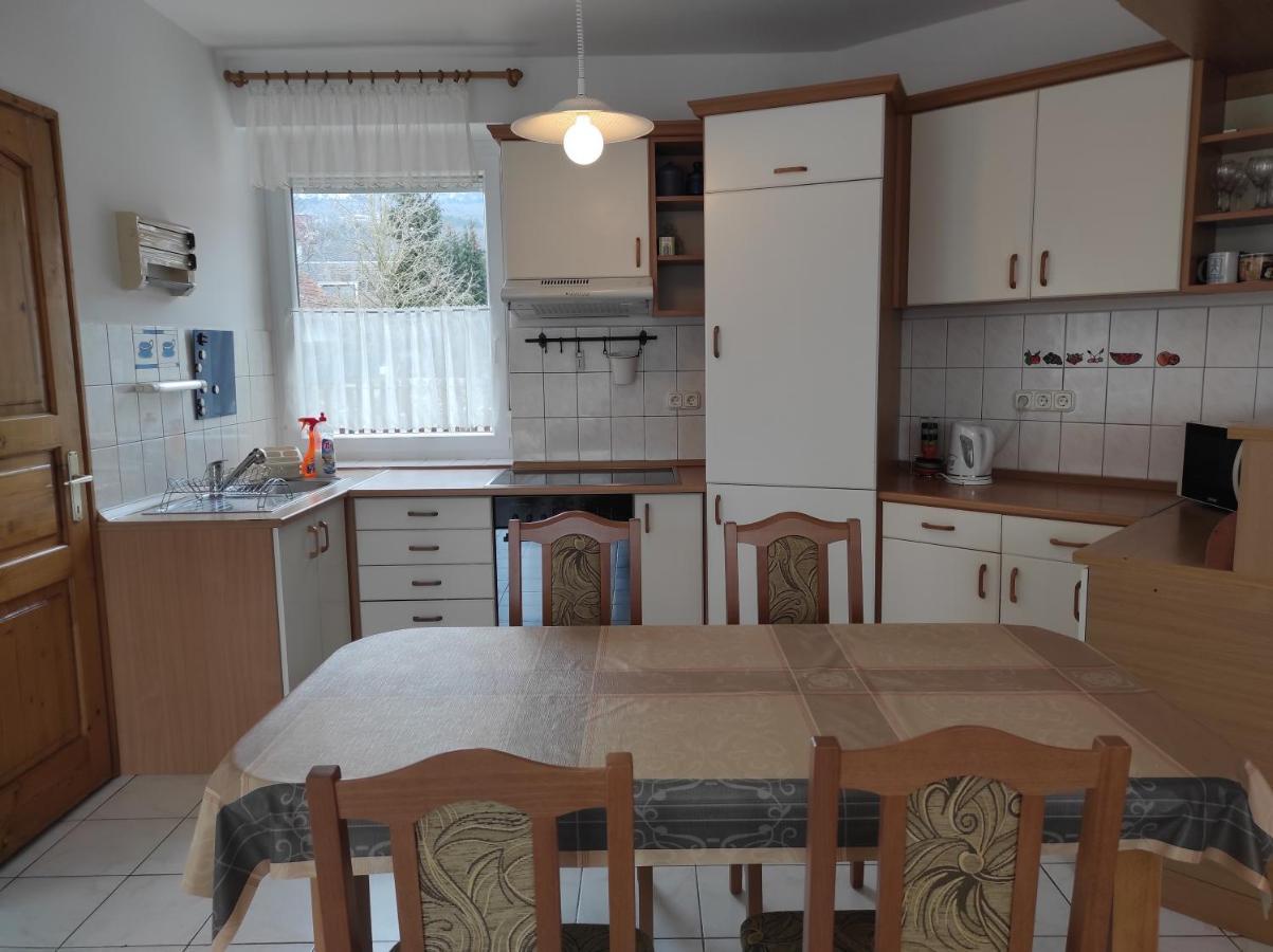 Badacsony Apartmanhaz Bytom Extérieur photo