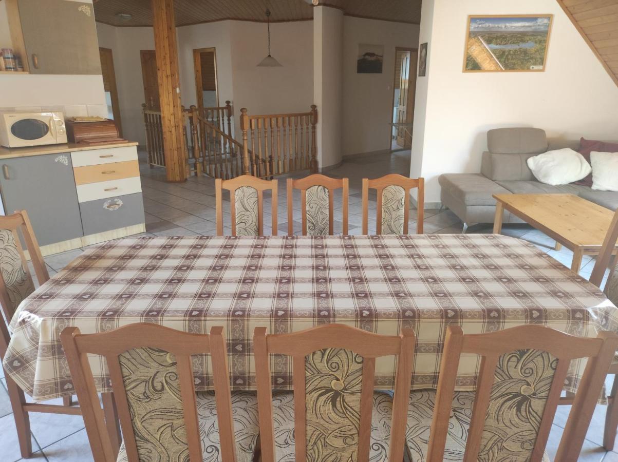 Badacsony Apartmanhaz Bytom Extérieur photo