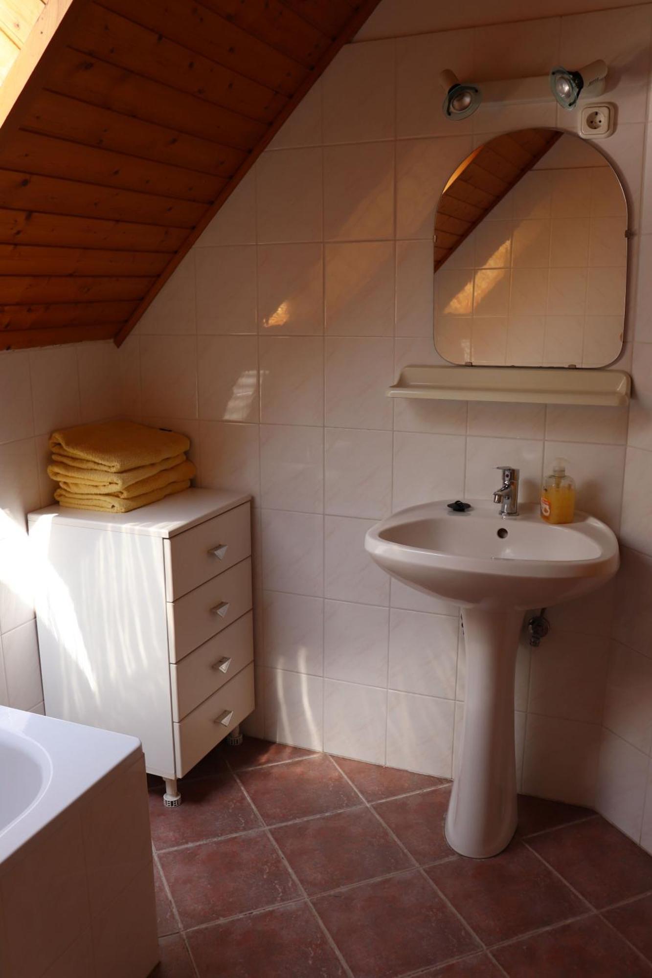 Badacsony Apartmanhaz Bytom Extérieur photo