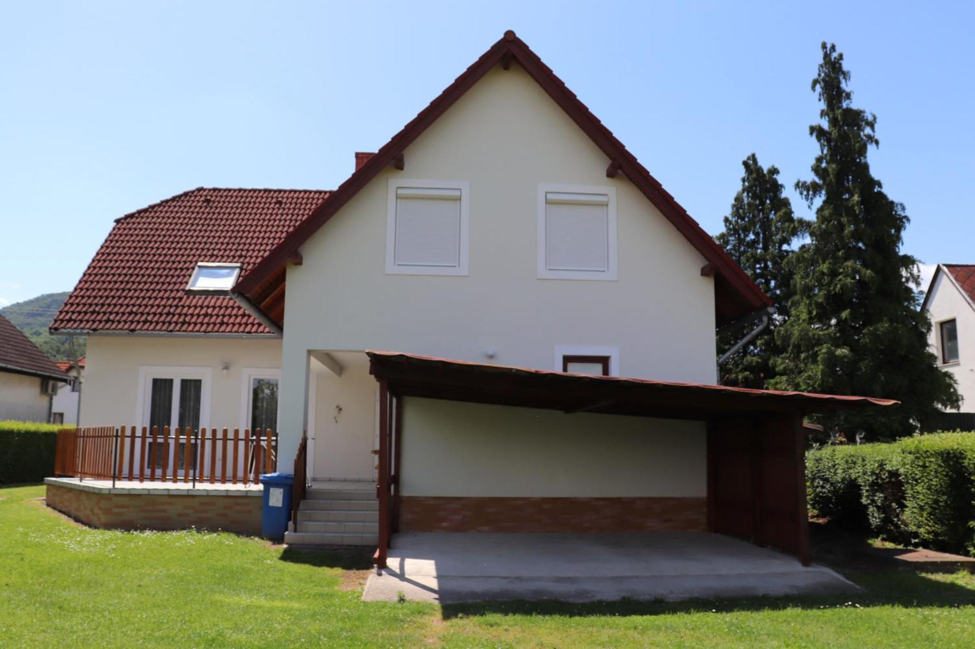 Badacsony Apartmanhaz Bytom Extérieur photo