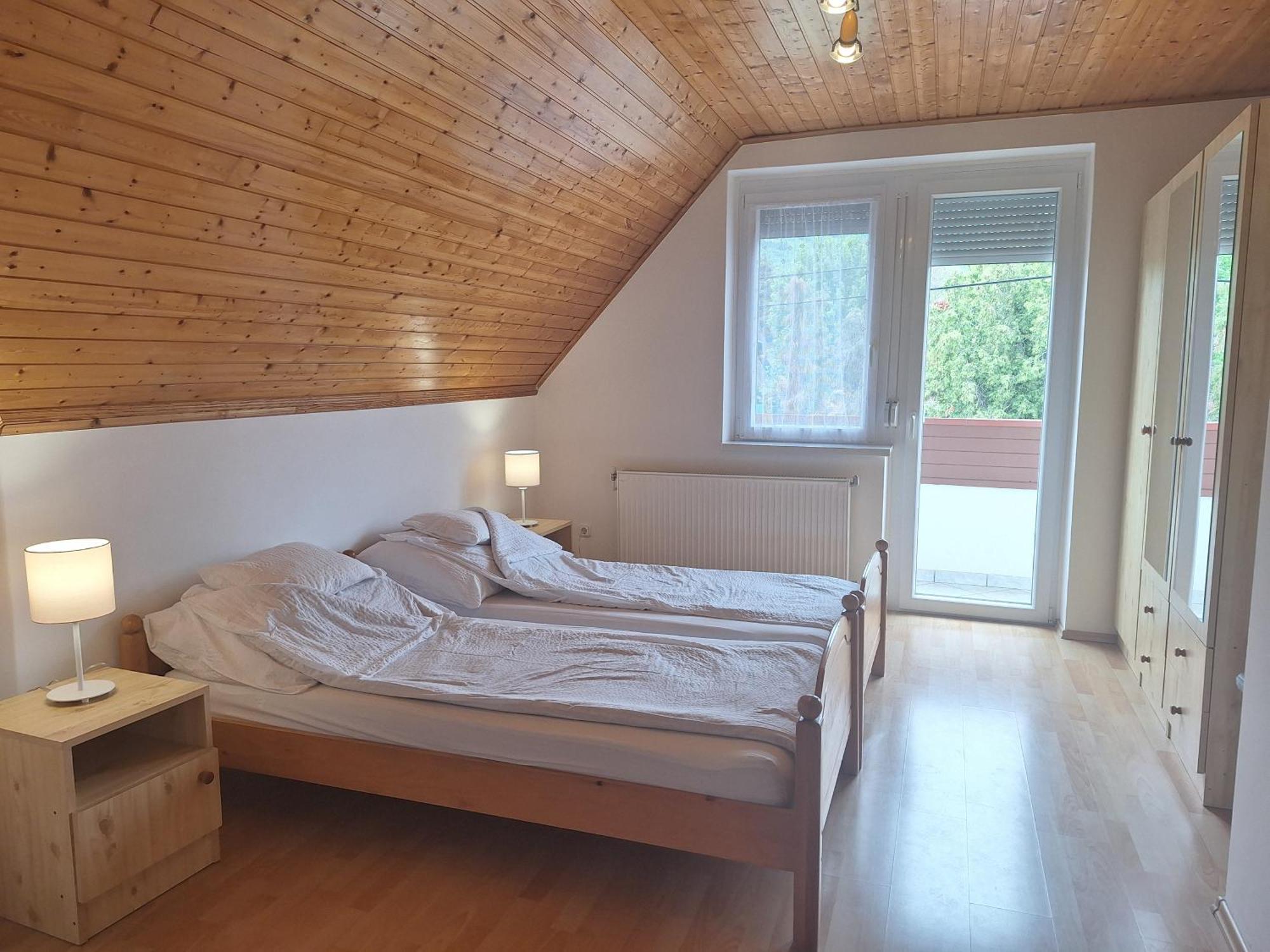 Badacsony Apartmanhaz Bytom Extérieur photo